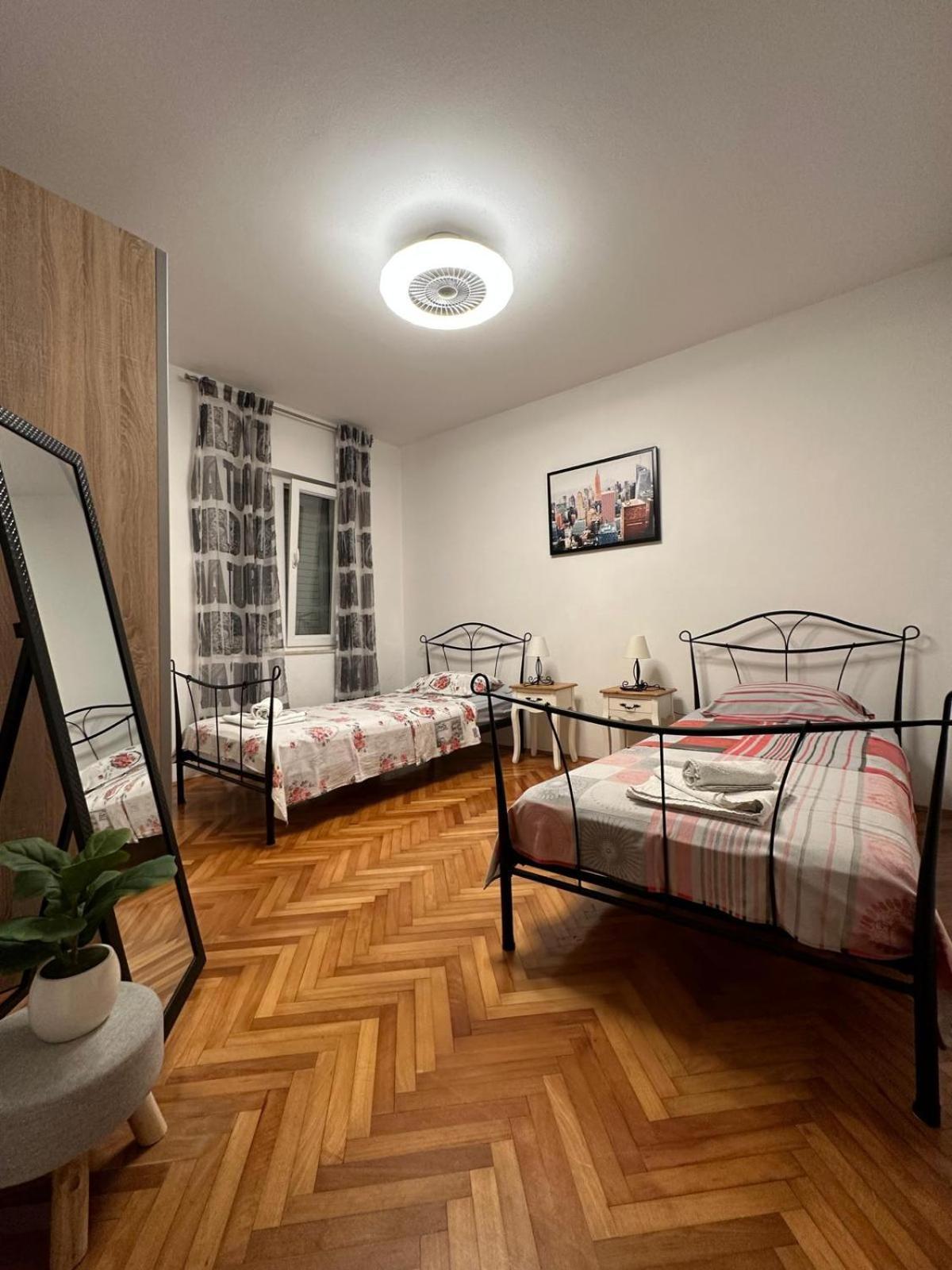 Stone Sun Apartment คาชเตลา ภายนอก รูปภาพ